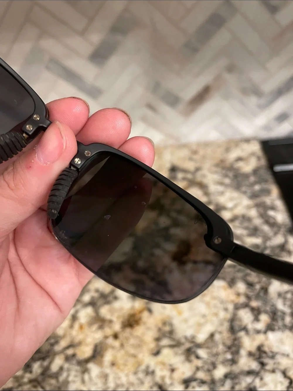 Maui Jim Banyan Men's Black Semi-Rimless Sunglasses - Classic Polarized Look